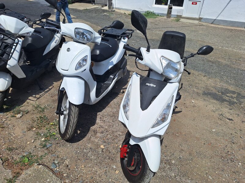 Inchiriez scutere Daytona 125cc, pentru Glovo, Tazz 280 lei. Vand in 6 rate